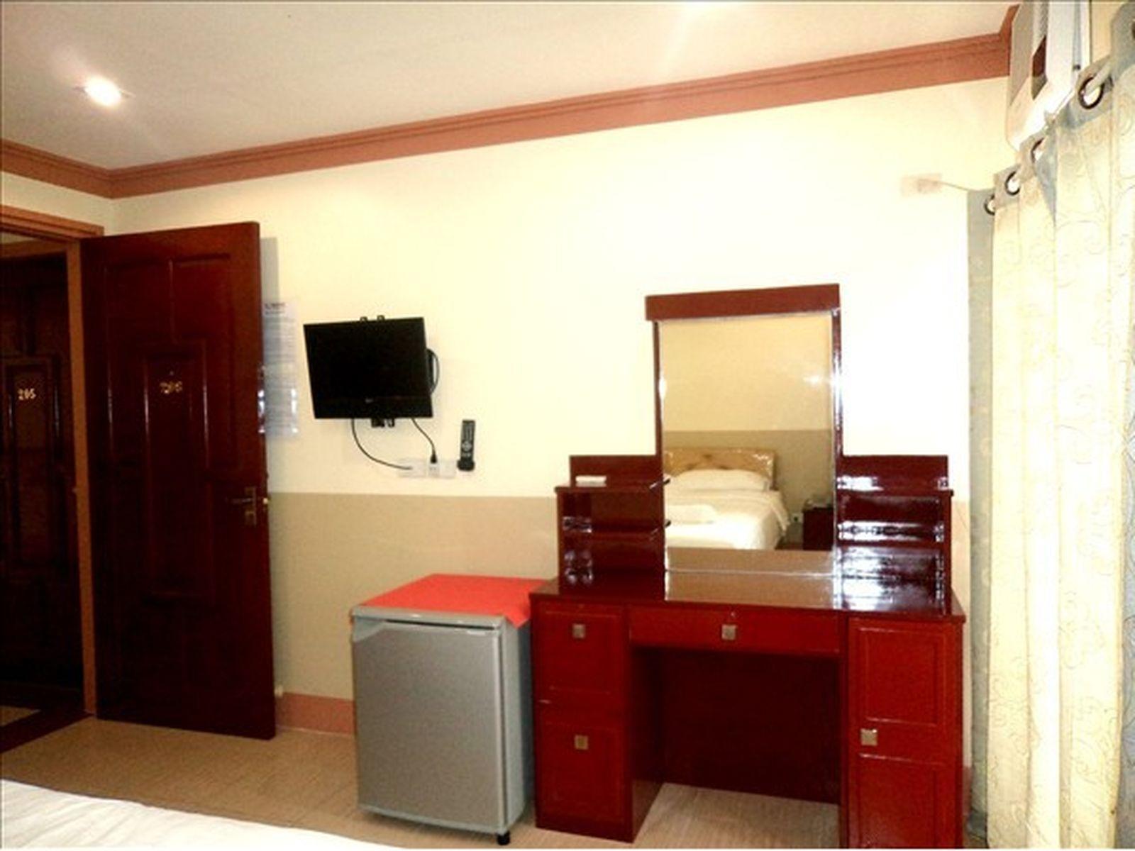 Imperial Ridge Pensión House Tagbilaran City Exterior foto